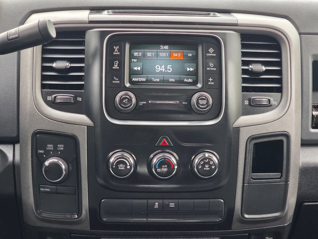 Used 2017 RAM 1500 ST w/ SXT Appearance Group AWD/4WD image 12