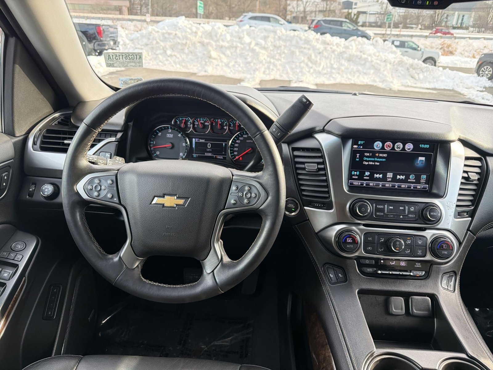 Used 2020 Chevrolet Suburban LT w/ Luxury Package image 16