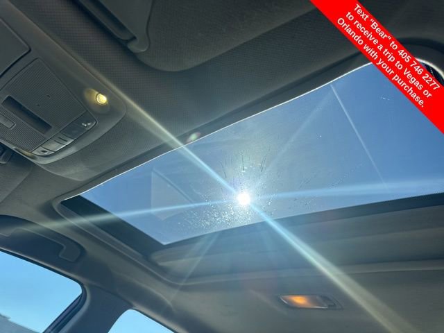 Used 2017 Nissan Sentra SR w/ SR Premium Technology Package image 28