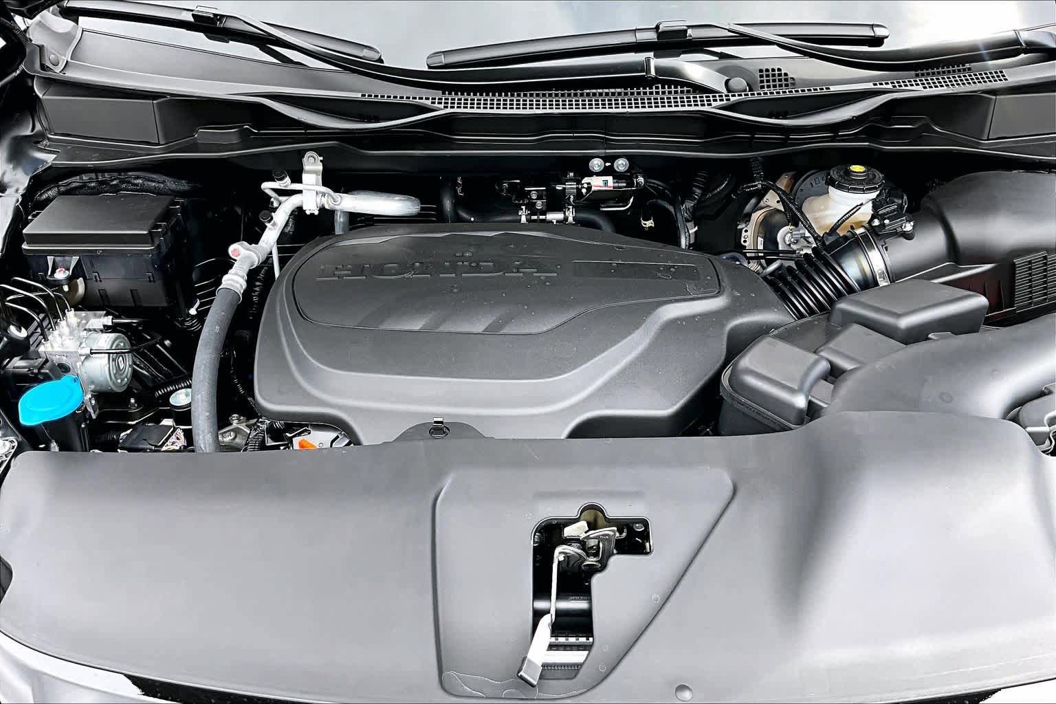 Used 2026 Honda Odyssey Sport-L image 16