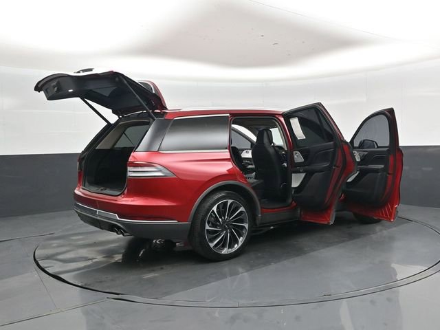 Used 2020 Lincoln Aviator Reserve w/ Equipment Group 202A image 47