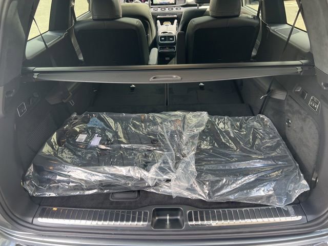 New 2025 Mercedes-Benz GLS 63 AMG 4MATIC image 10