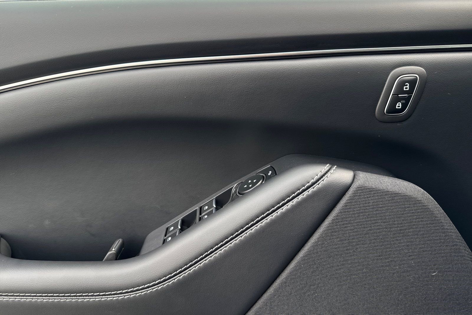 New 2026 Ford Mustang Mach-E Select image 10