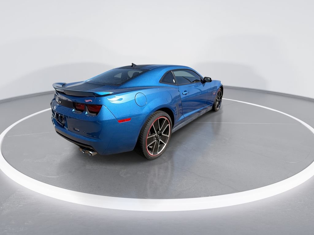 Used 2013 Chevrolet Camaro SS w/ Hot Wheels Special Edition RWD image 8