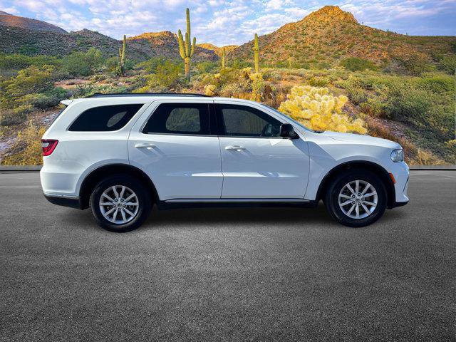 Used 2023 Dodge Durango SXT image 8