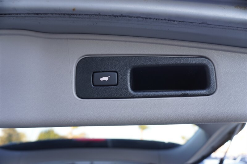 Used 2012 Honda Odyssey EX-L image 33