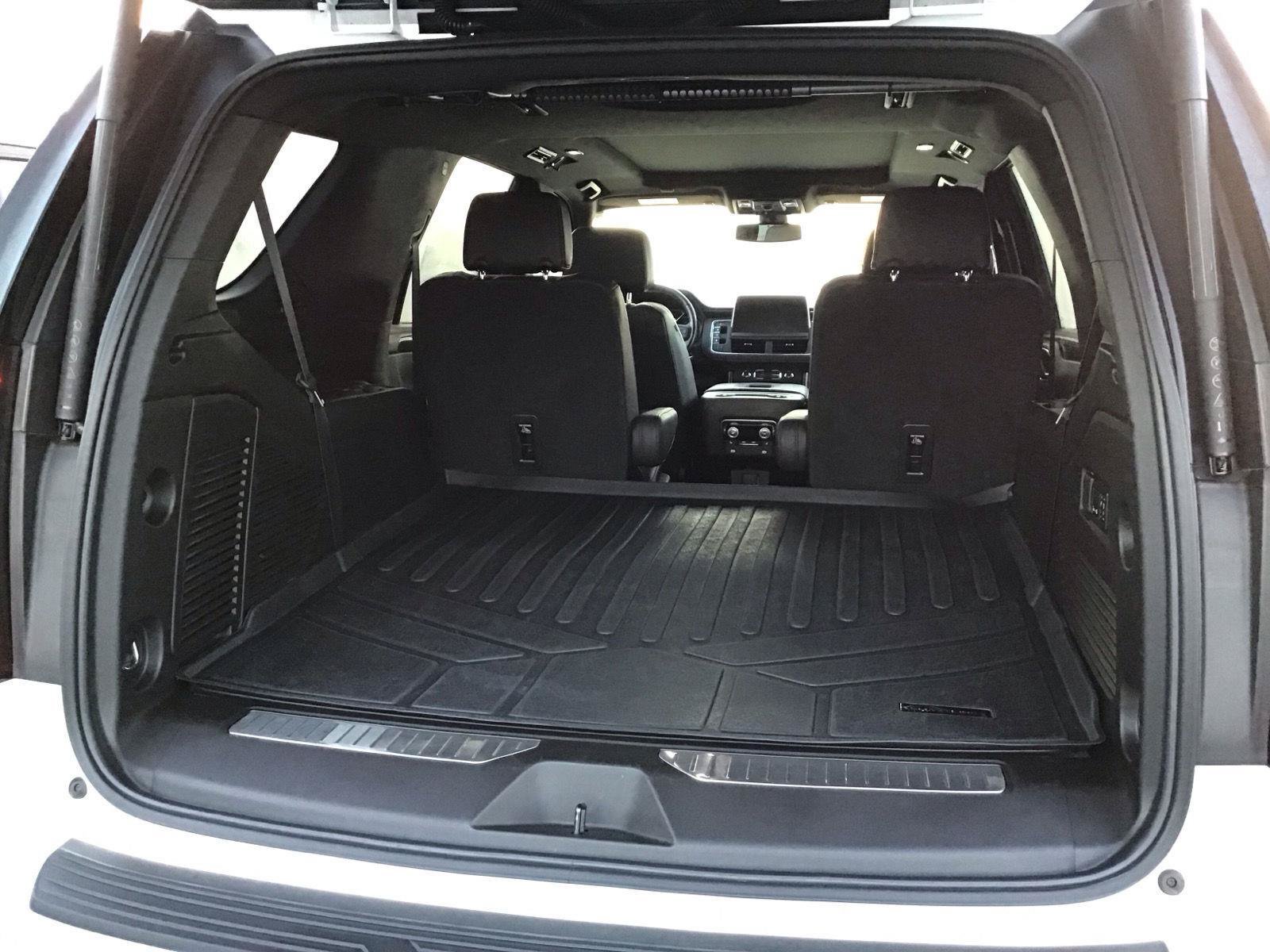 Used 2021 GMC Yukon AT4 w/ Technology Package AWD/4WD image 4