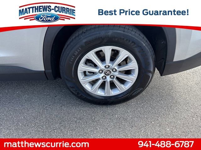 Used 2024 Toyota Grand Highlander XLE image 16