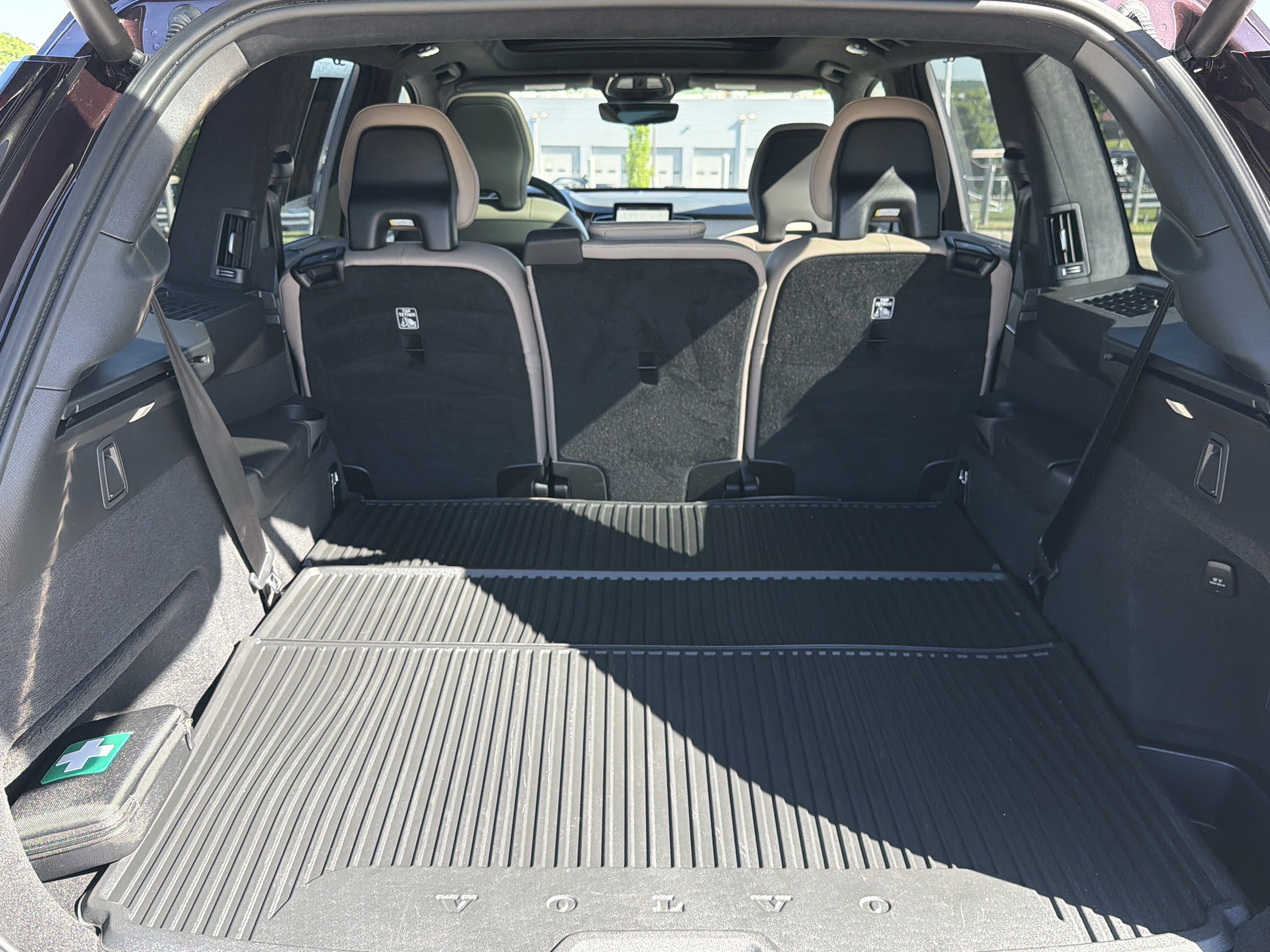 Used 2026 Volvo XC90 B6 Ultra w/ Lounge Package AWD/4WD image 33