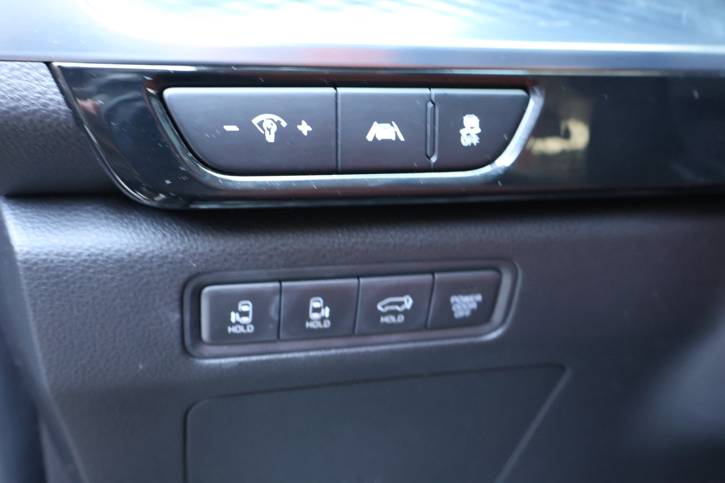 Used 2022 Kia Carnival SX Prestige FWD image 23