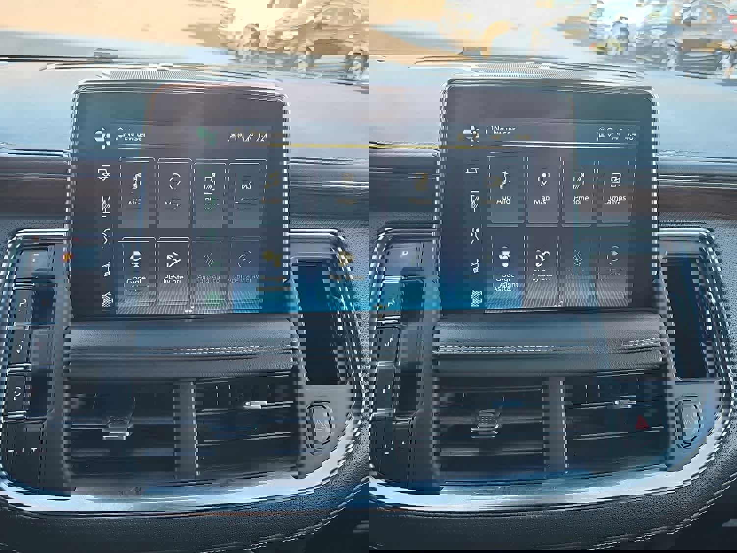 Used 2023 Chevrolet Suburban Premier image 19