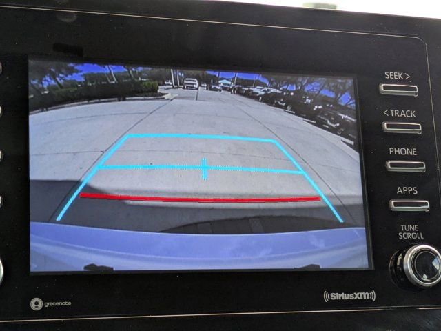 Used 2023 Toyota Camry SE image 27