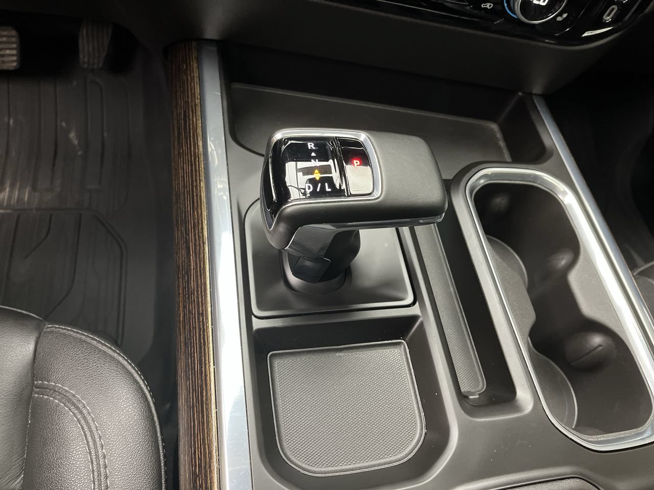 Certified 2024 GMC Sierra 1500 Elevation w/ Elevation Premium Package AWD/4WD image 28