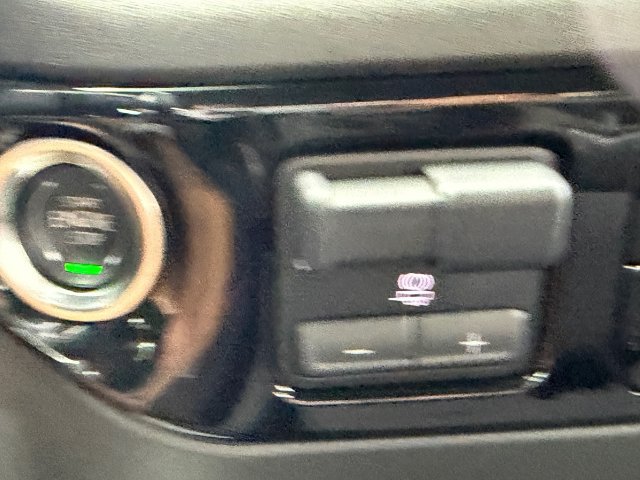 Certified 2025 GMC Sierra 1500 Elevation RWD image 23