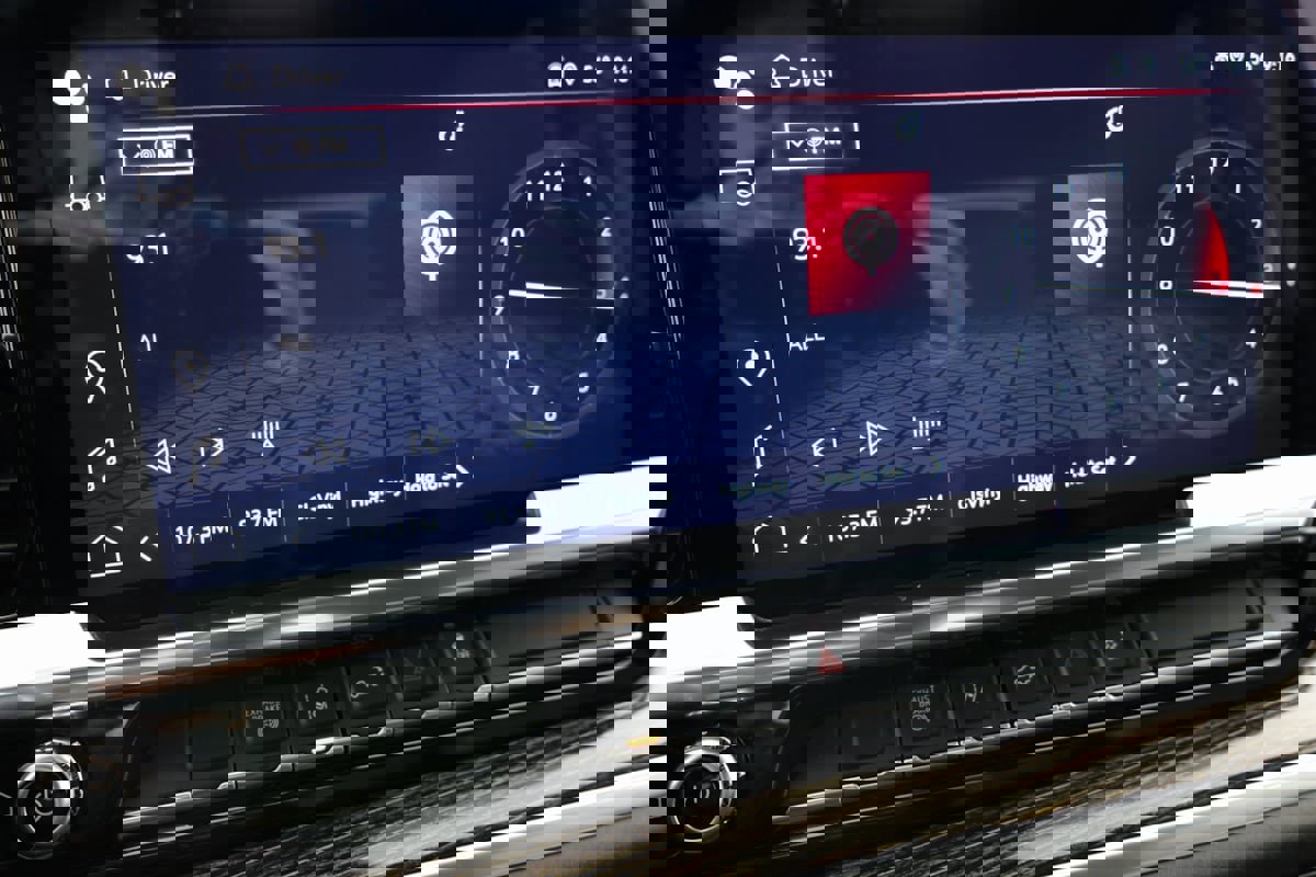 Used 2024 GMC Sierra 3500 SLE w/ SLE Value Package image 47