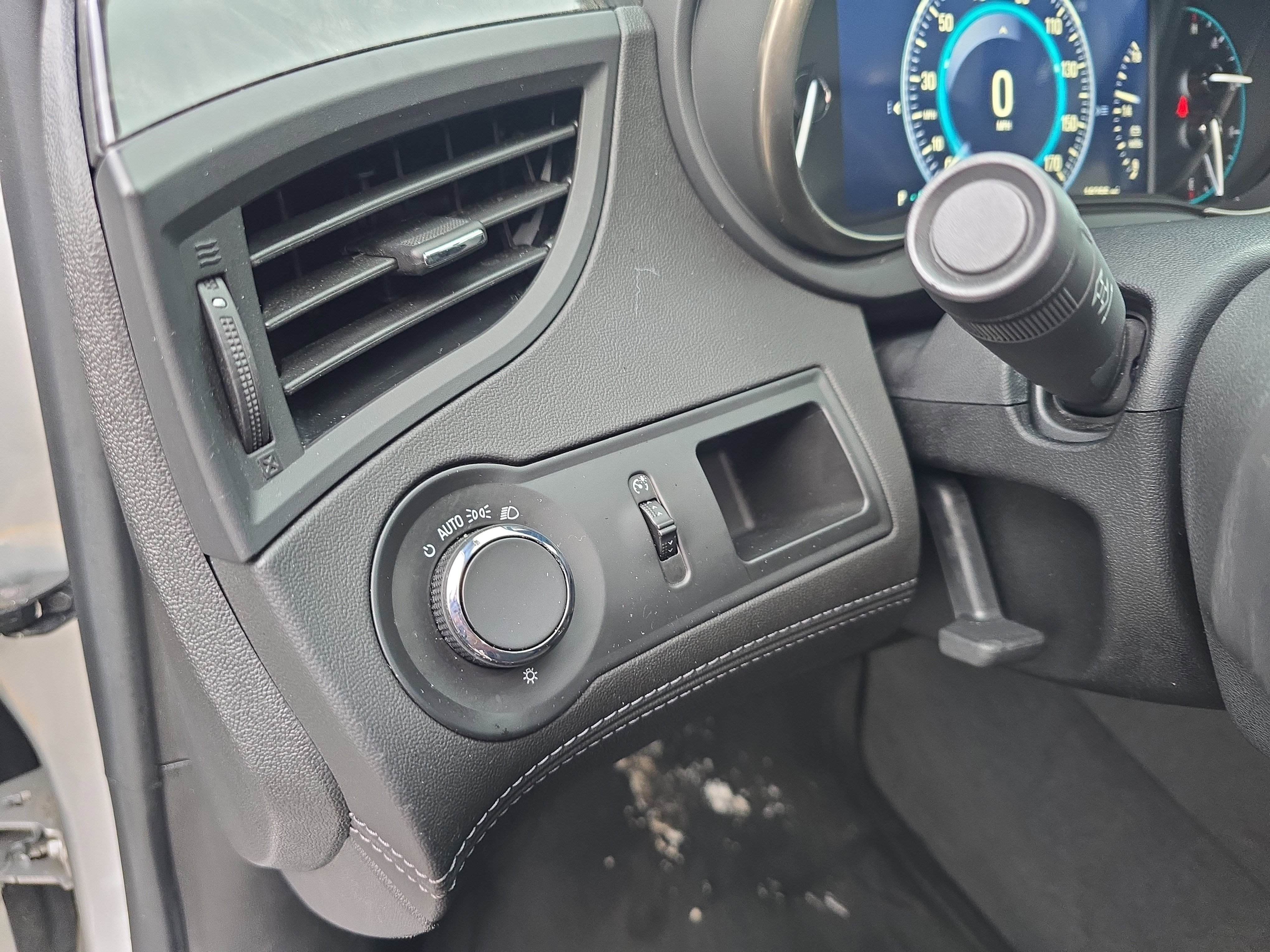 Used 2016 Buick LaCrosse image 19