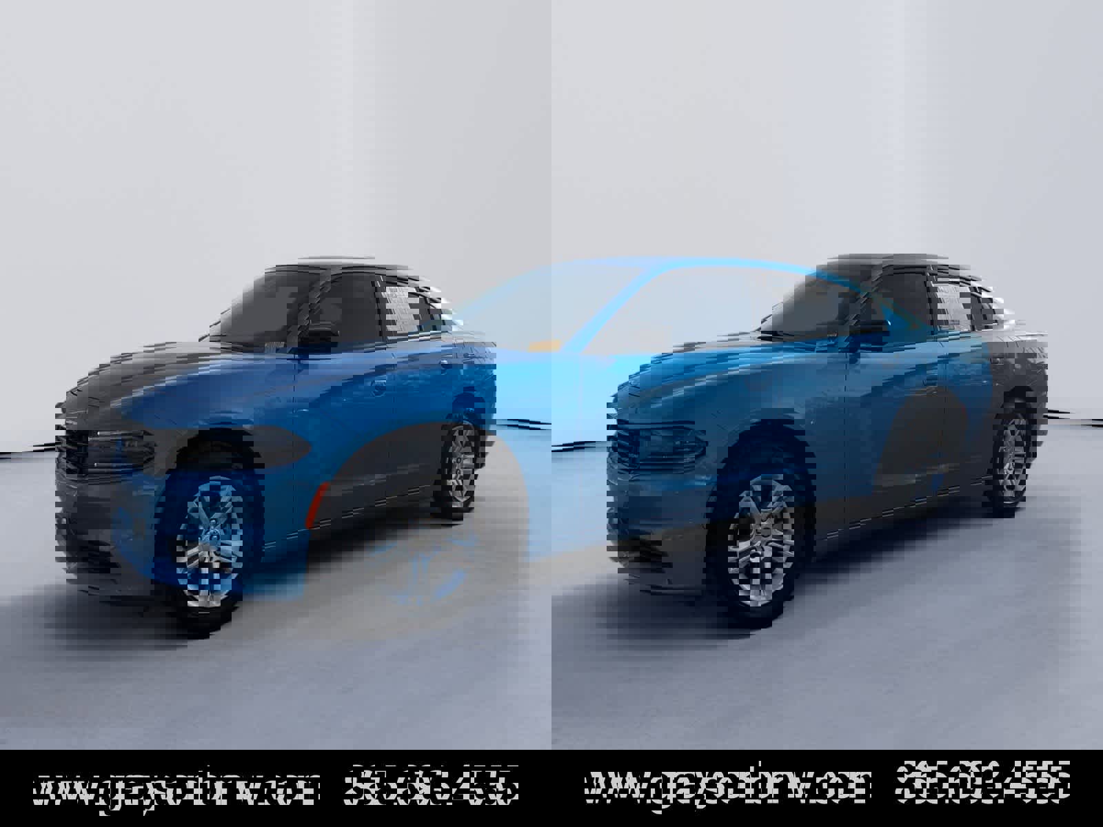 Used 2023 Dodge Charger SXT w/ Cold Weather Package image 7