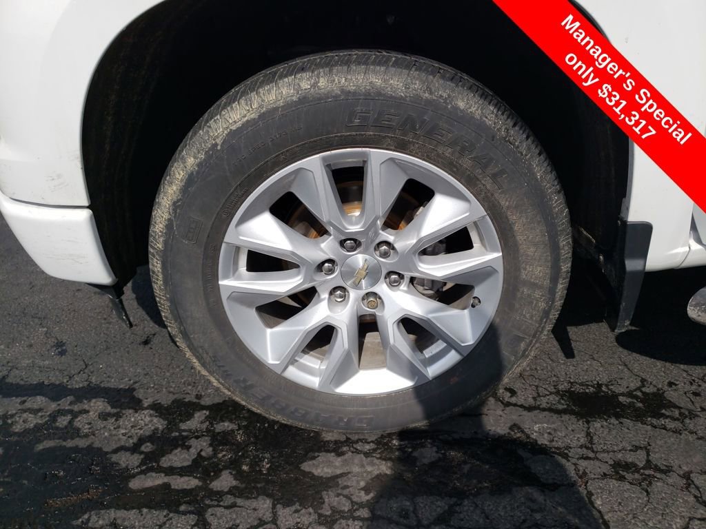Used 2022 Chevrolet Silverado 1500 Custom AWD/4WD image 23