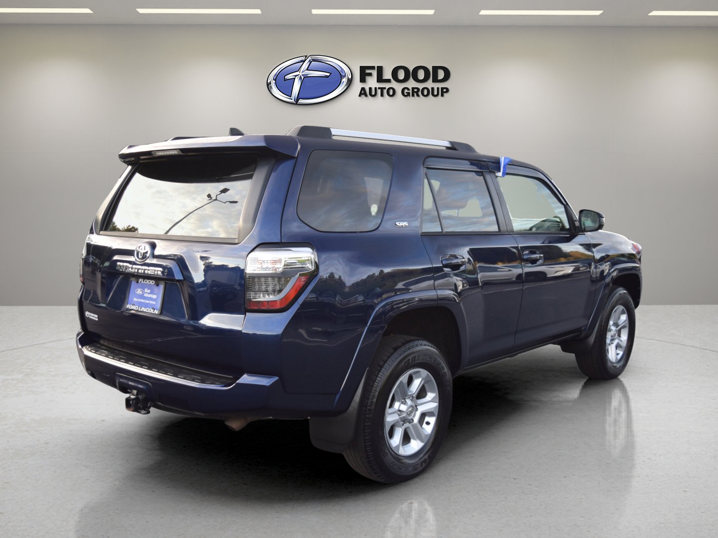 Used 2022 Toyota 4Runner SR5 image 4
