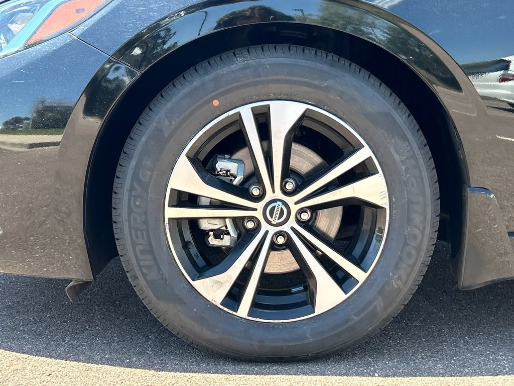 Used 2023 Nissan Sentra SV FWD image 24