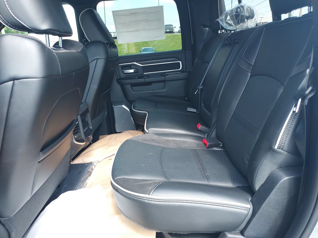 New 2026 RAM 4500 4x4 Crew Cab DRW w/ Laramie Trim Package image 23