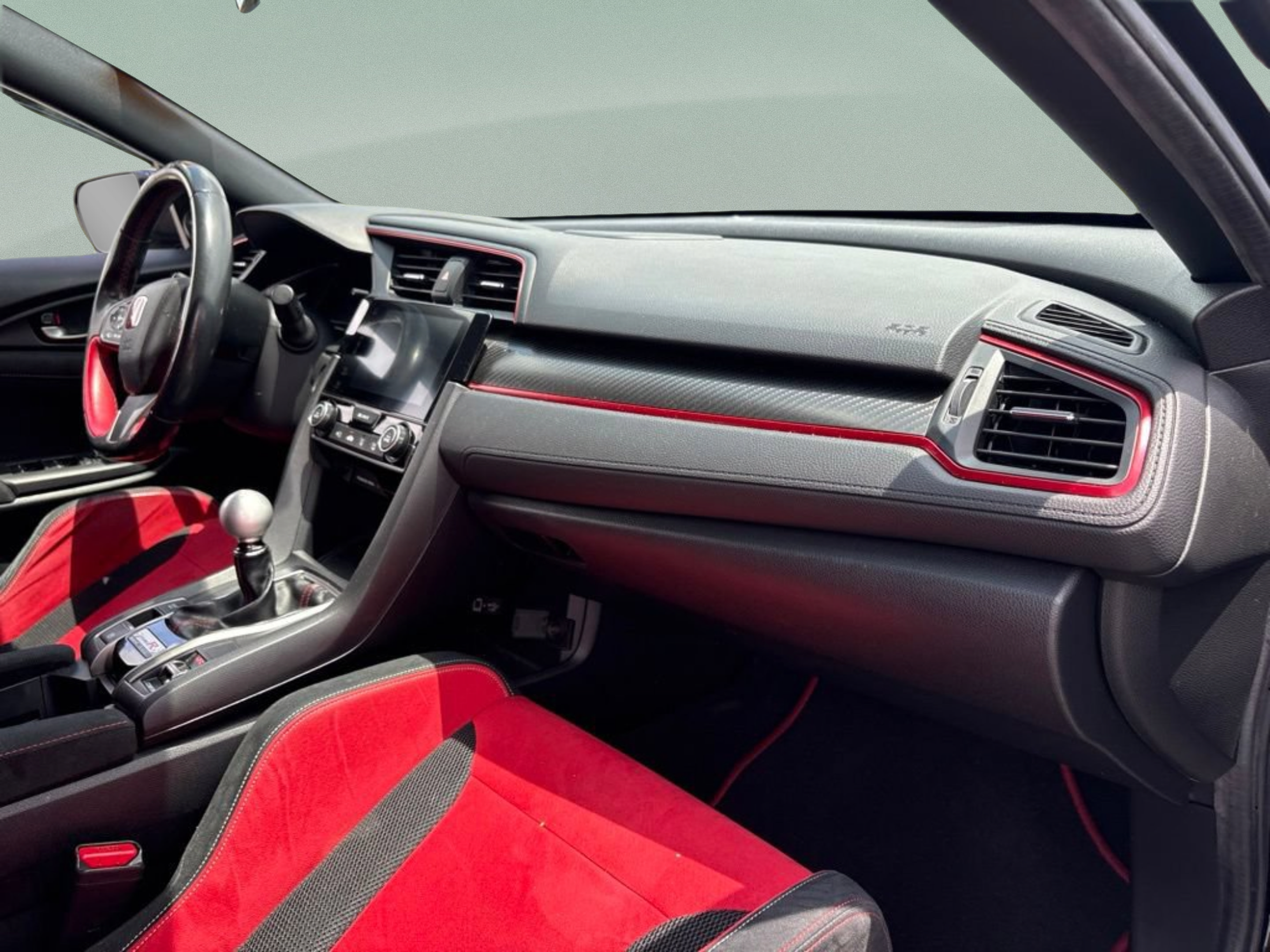 Used 2018 Honda Civic Type R image 23