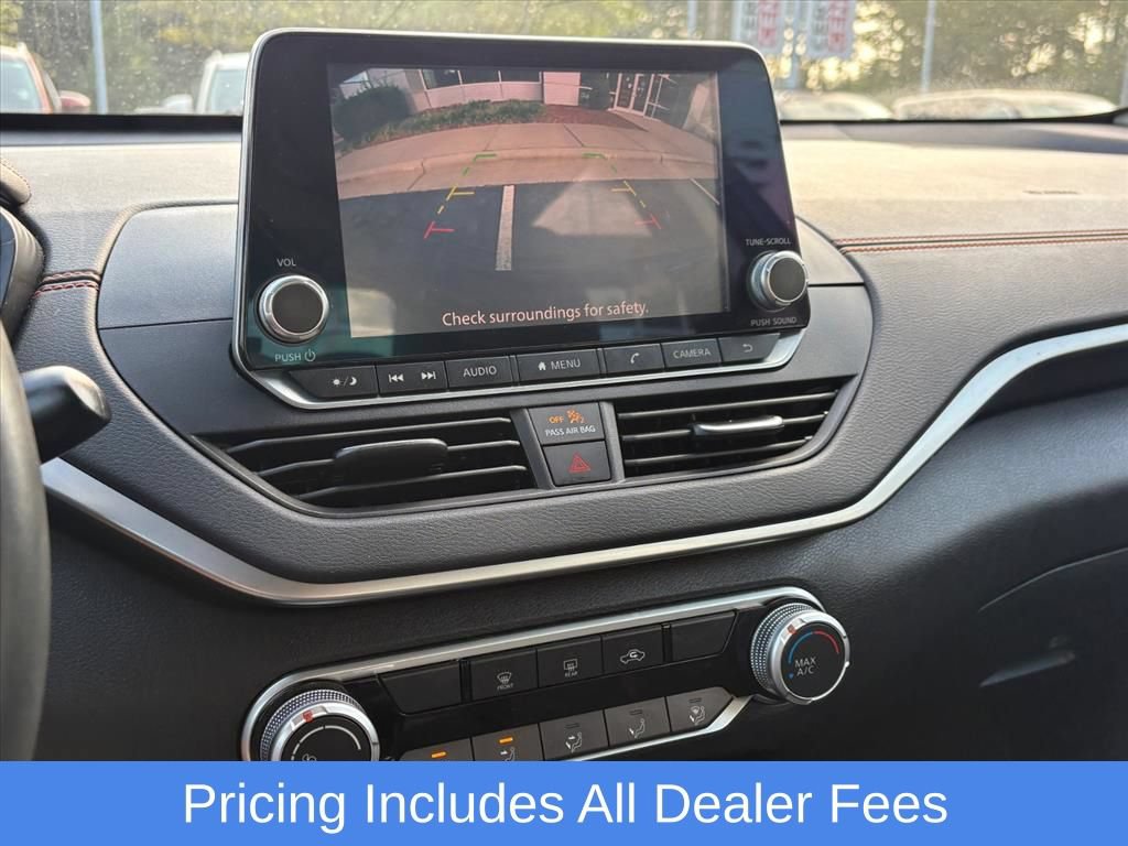 Used 2020 Nissan Altima 2.5 SR FWD image 11