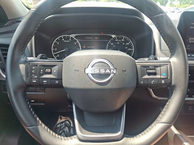 Used 2025 Nissan Rogue SV AWD/4WD image 18