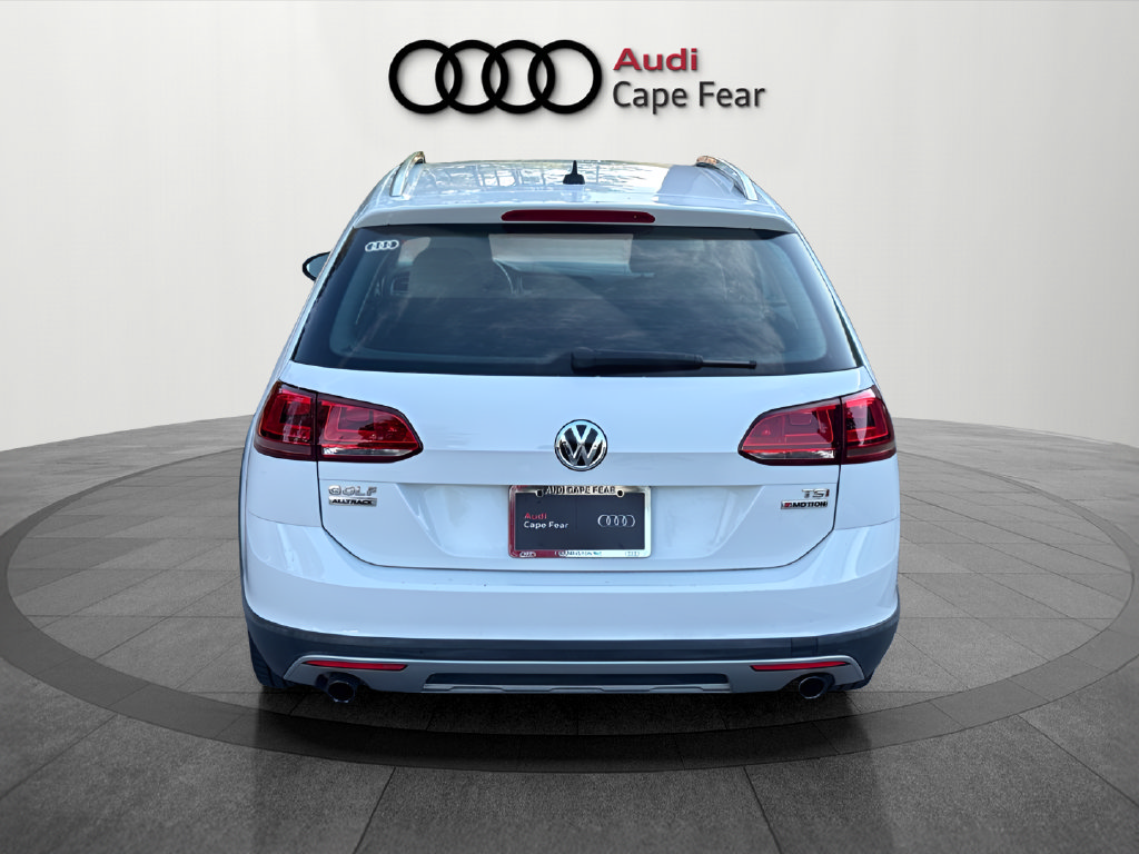 Used 2017 Volkswagen Golf Alltrack S AWD/4WD image 5