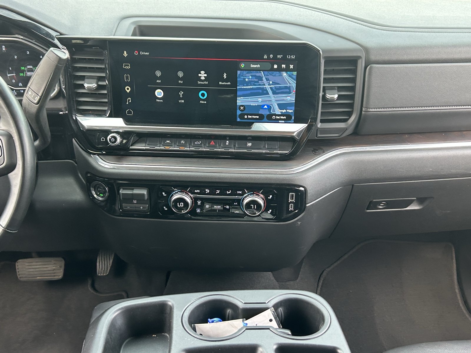 Certified 2025 GMC Sierra 1500 SLT RWD image 17