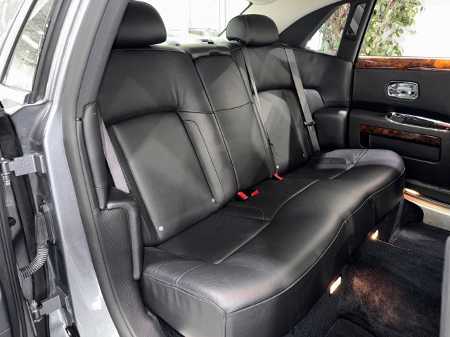 Used 2010 Rolls-Royce Ghost image 57