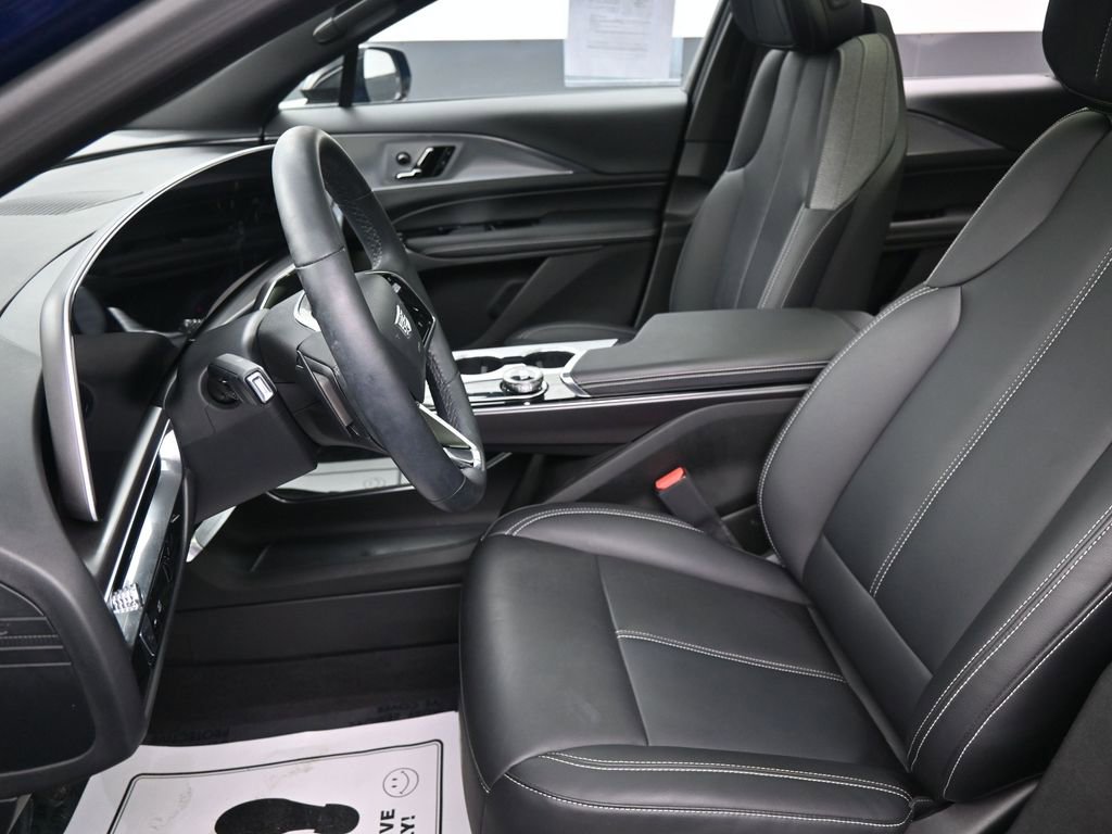 Used 2024 Cadillac Lyriq Tech image 24
