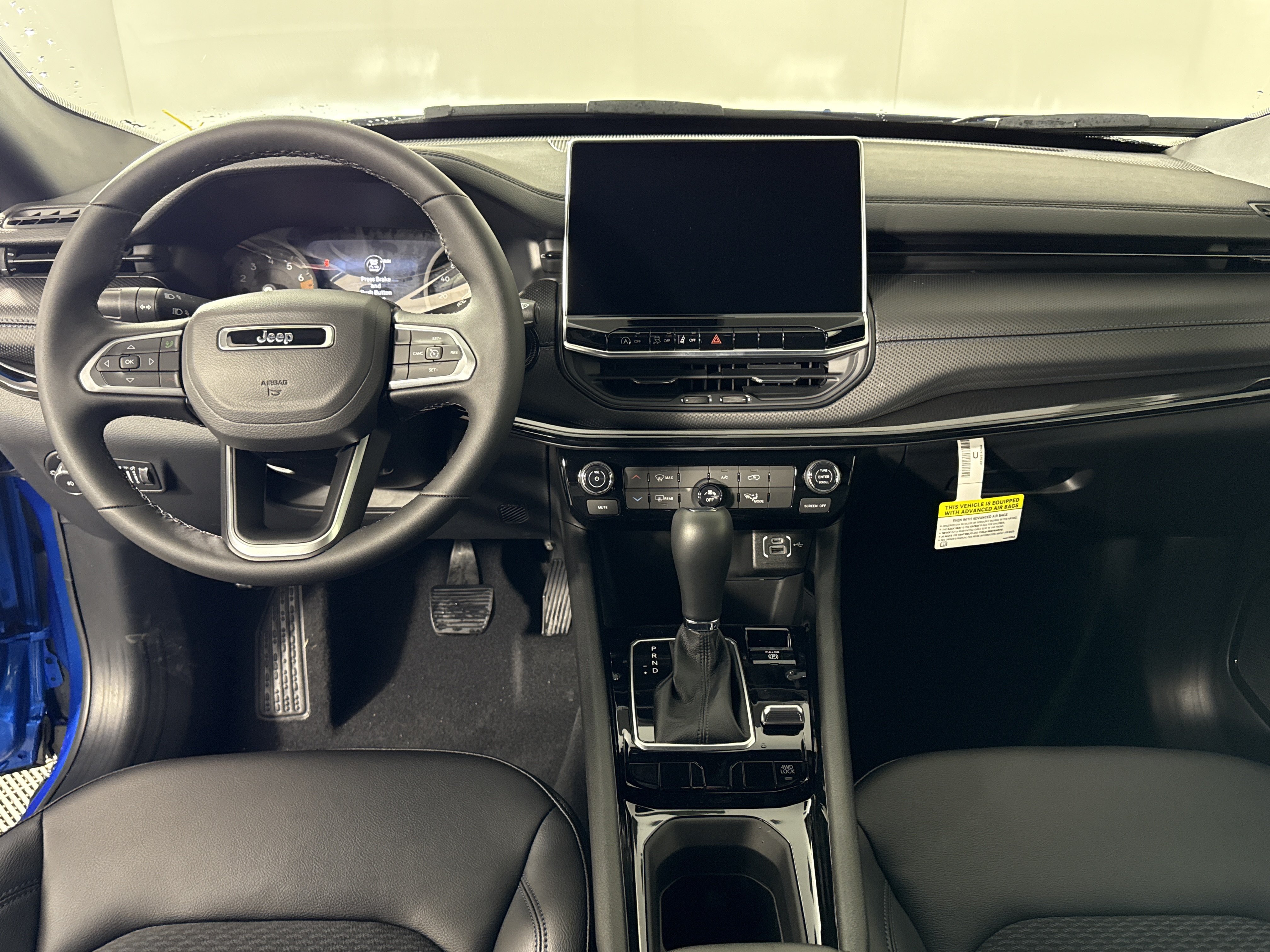 New 2026 Jeep Compass Latitude AWD/4WD image 4