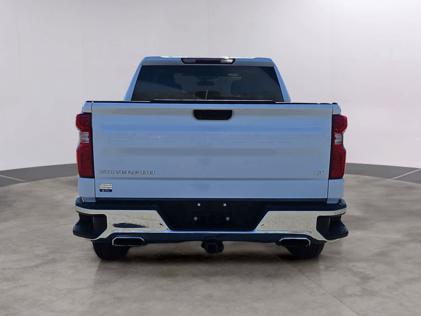 Used 2022 Chevrolet Silverado 1500 LT AWD/4WD image 5