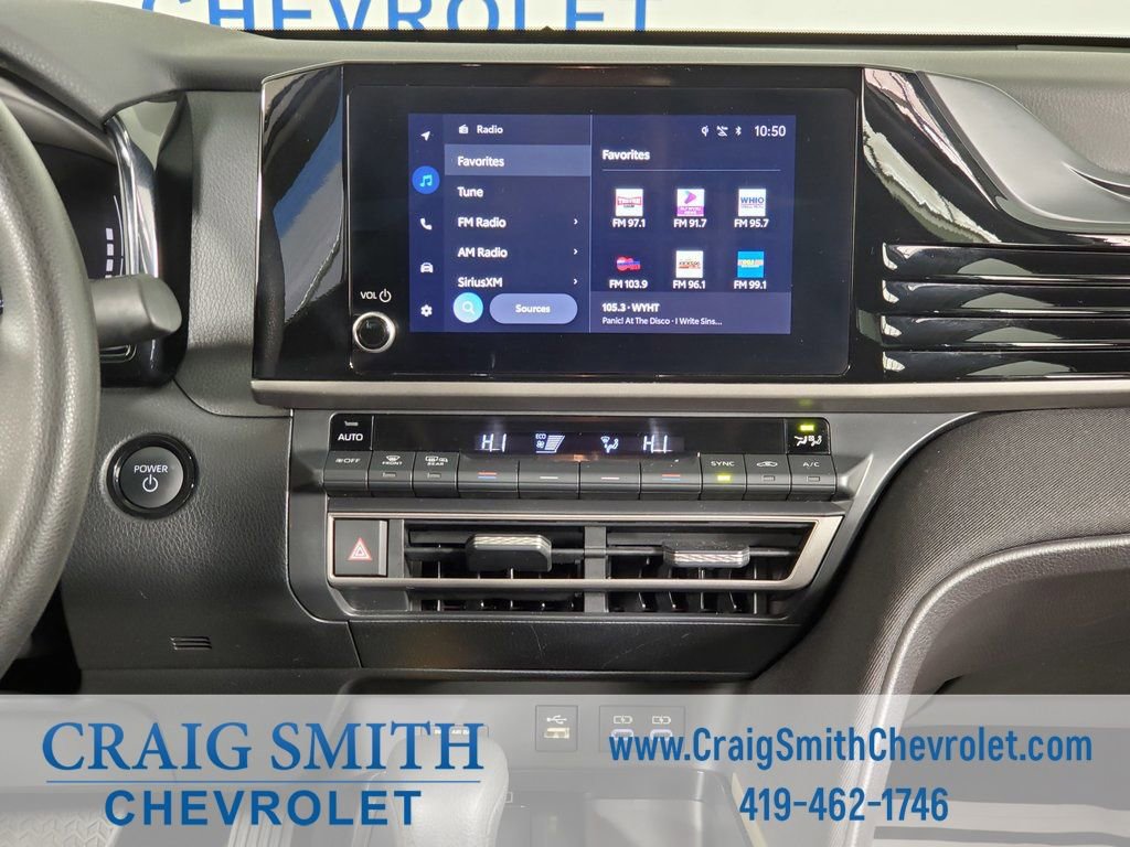 Used 2025 Toyota Camry LE image 23