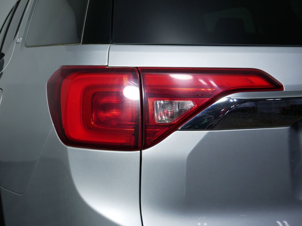 Used 2019 GMC Acadia SLE w/ Driver Alert Package I image 12