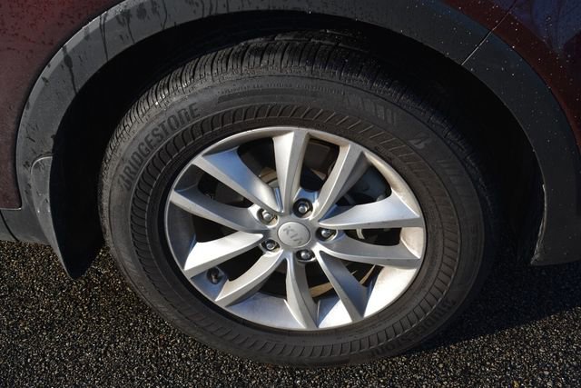 Used 2016 Kia Sorento LX w/ LX Convenience Package image 11