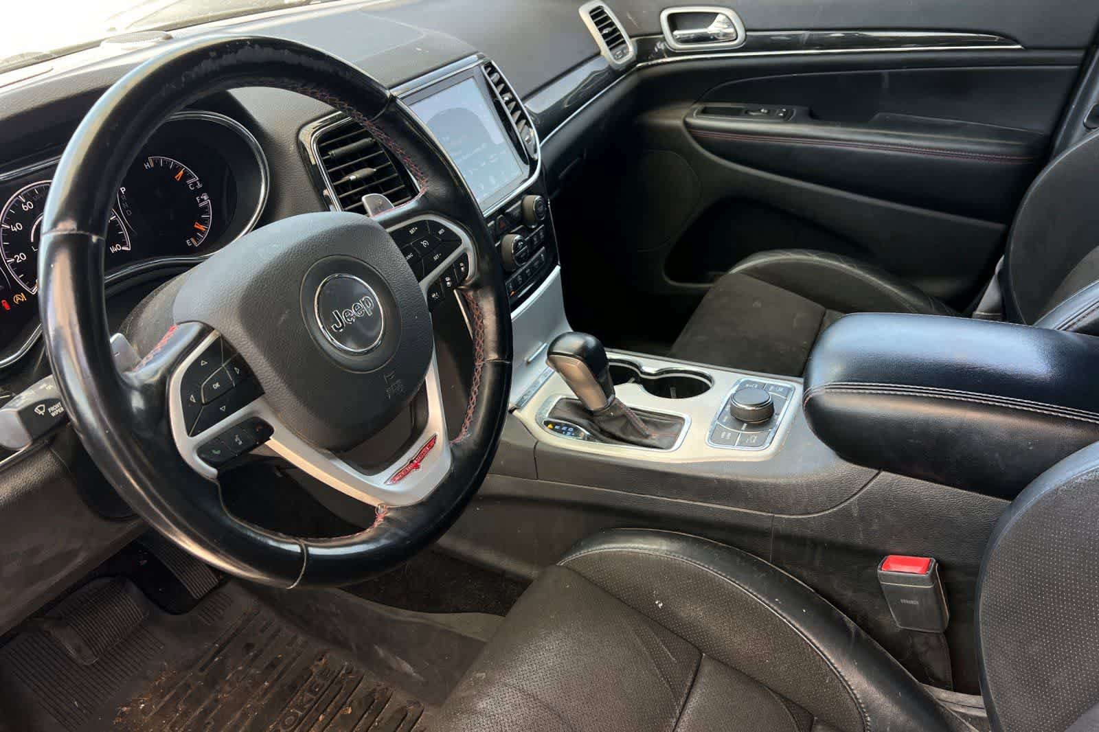 Used 2019 Jeep Grand Cherokee Trailhawk AWD/4WD image 14