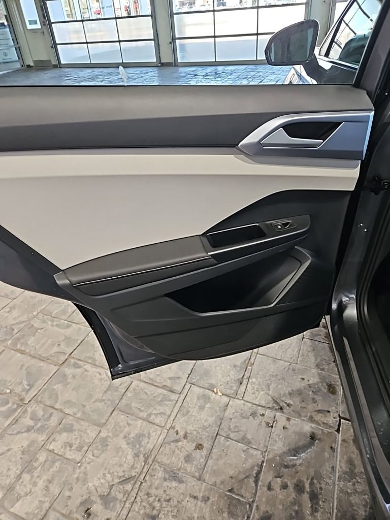 New 2026 Volkswagen Taos SE AWD/4WD image 19