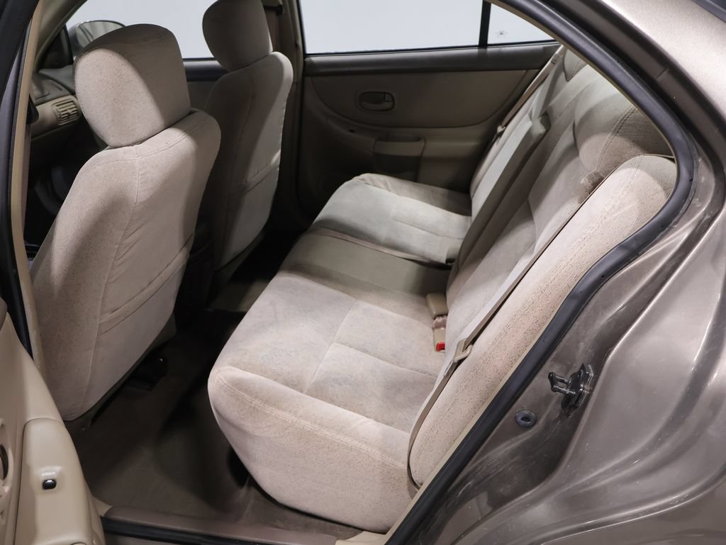 Used 2000 Oldsmobile Intrigue GL FWD image 18