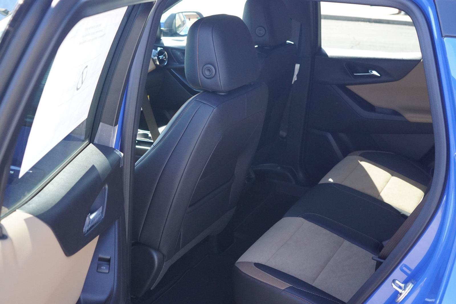 New 2026 Chevrolet Equinox ACTIV w/ Convenience Package III AWD/4WD image 26