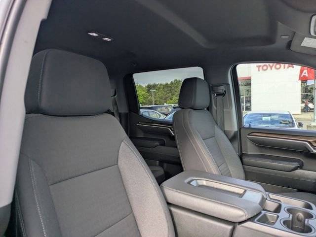 Used 2025 Chevrolet Silverado 1500 LT image 34