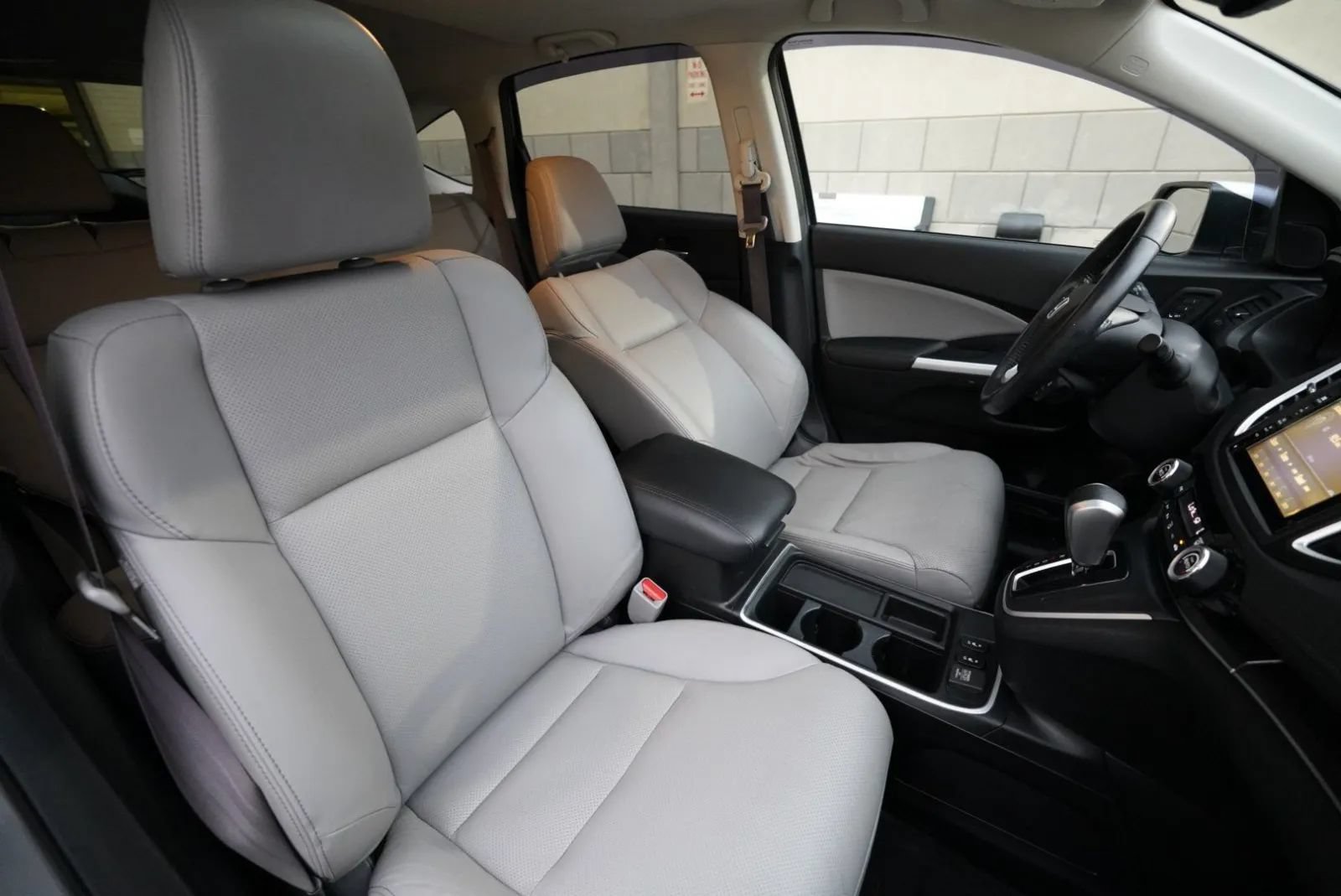 Used 2016 Honda CR-V Touring image 44