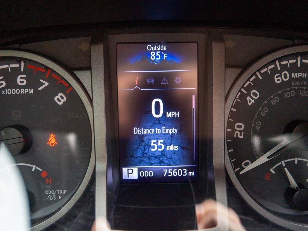 Used 2020 Toyota Tacoma TRD Sport RWD image 21