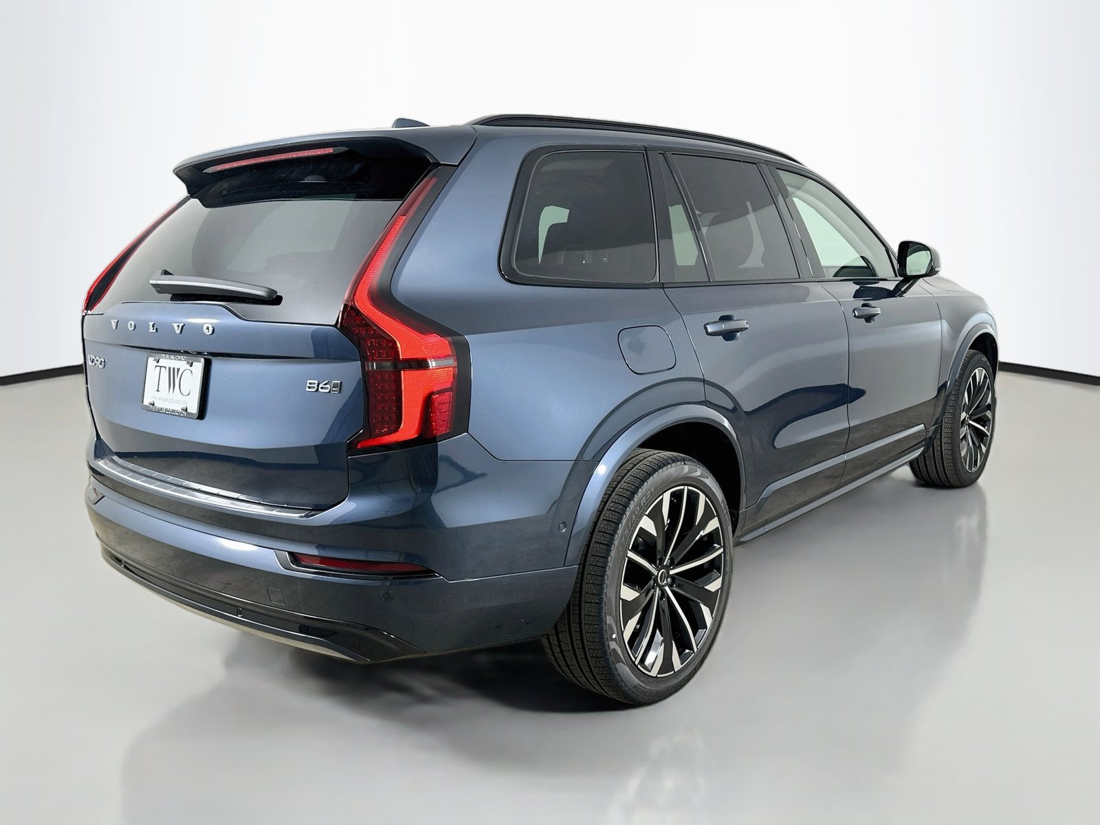 New 2027 Volvo XC90 B6 Ultra AWD/4WD image 5