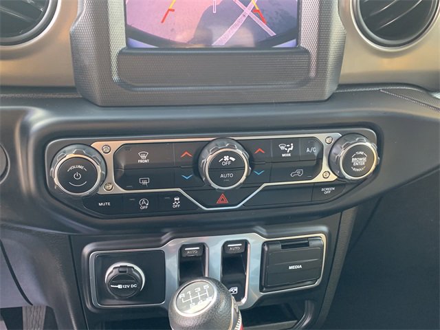 Certified 2019 Jeep Wrangler Sport image 32