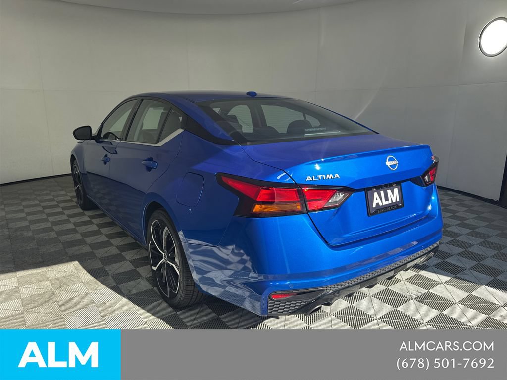 Used 2025 Nissan Altima 2.5 SR FWD image 8