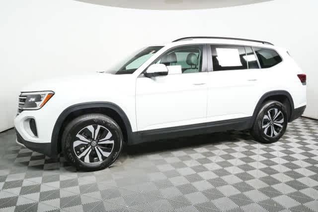Certified 2025 Volkswagen Atlas SE FWD image 27