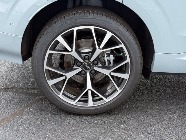 New 2026 Audi Q3 quattro 2.0T AWD/4WD image 6
