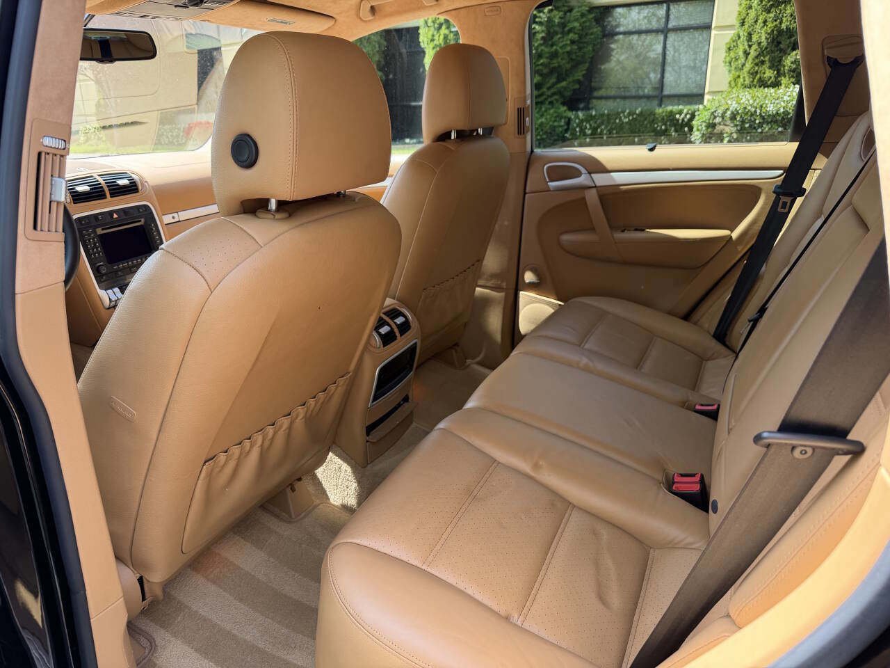Used 2005 Porsche Cayenne Turbo AWD/4WD image 24